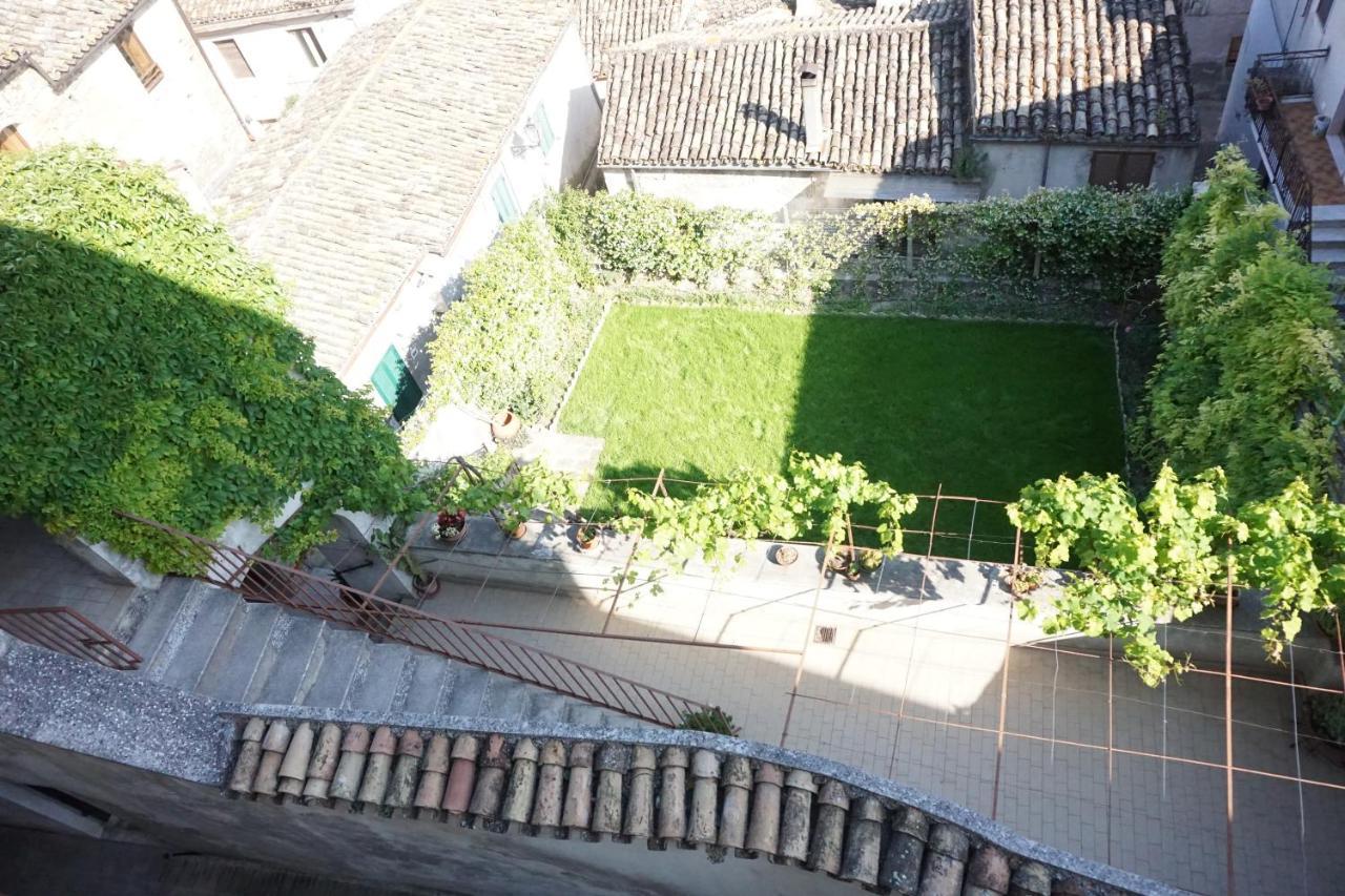 Bed and Breakfast Palazzo De Fabritiis Rosciano  Zewnętrze zdjęcie